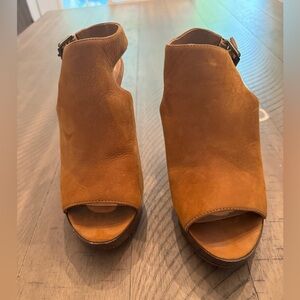 Ralph Lauren Leather Platform Open Toe Sandals Size 7